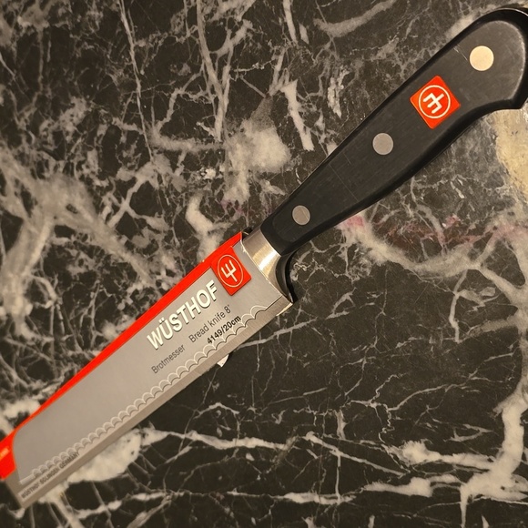 ❤️BUY 5 GET 3 FREE Wusthof Classic 8-Inch Bread Knife (4149), Retail $135.00 - Picture 10 of 11